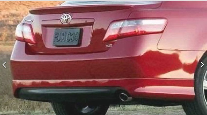 Накладка на задний бампер от Toyota Camry 2